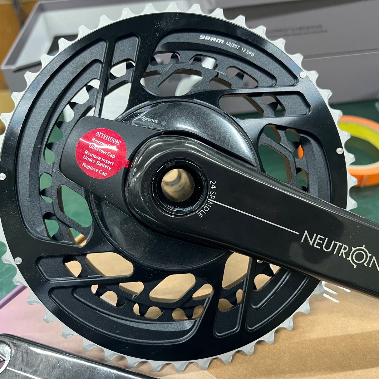 NEUTRON CARBON CRANK (Made by FAR SPORTS) + SRAM FORCE AXS D2 48-35T 파워미터